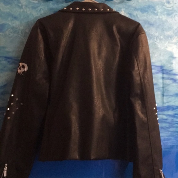 NEW Disney Villains Leather Motorcycle Jacket - Picture 6 of 6